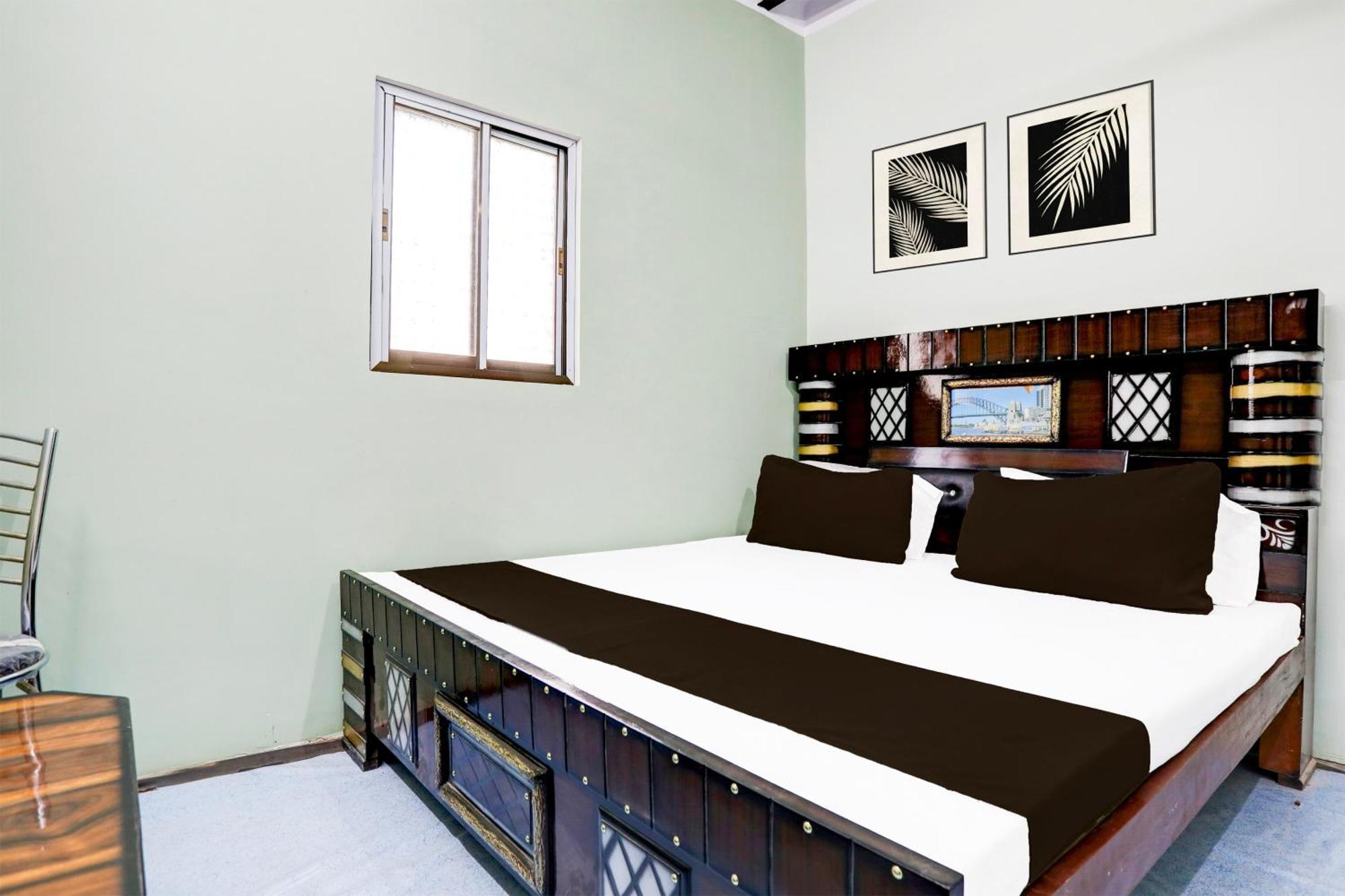 Hotel O V.K. Hotel Prayagraj Bagian luar foto